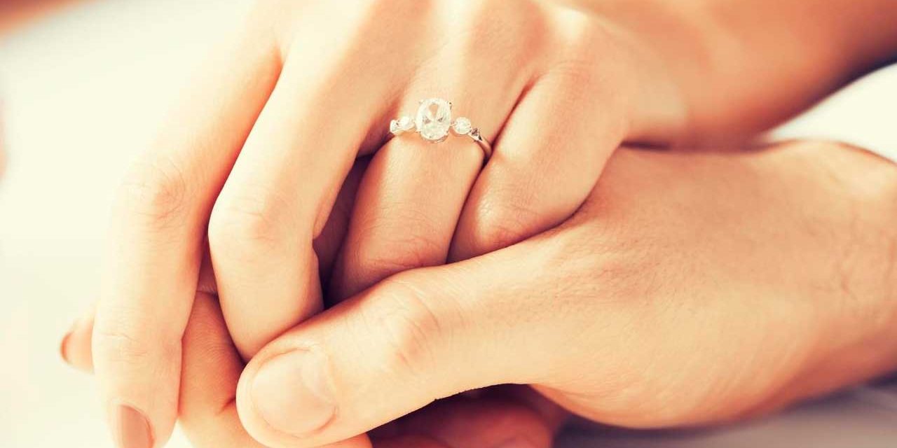 Comment acheter une bague de fiançailles en diamant